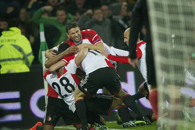 绝非一朝一 绝非一朝一